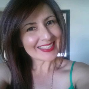 Meet your Posher, Sandra